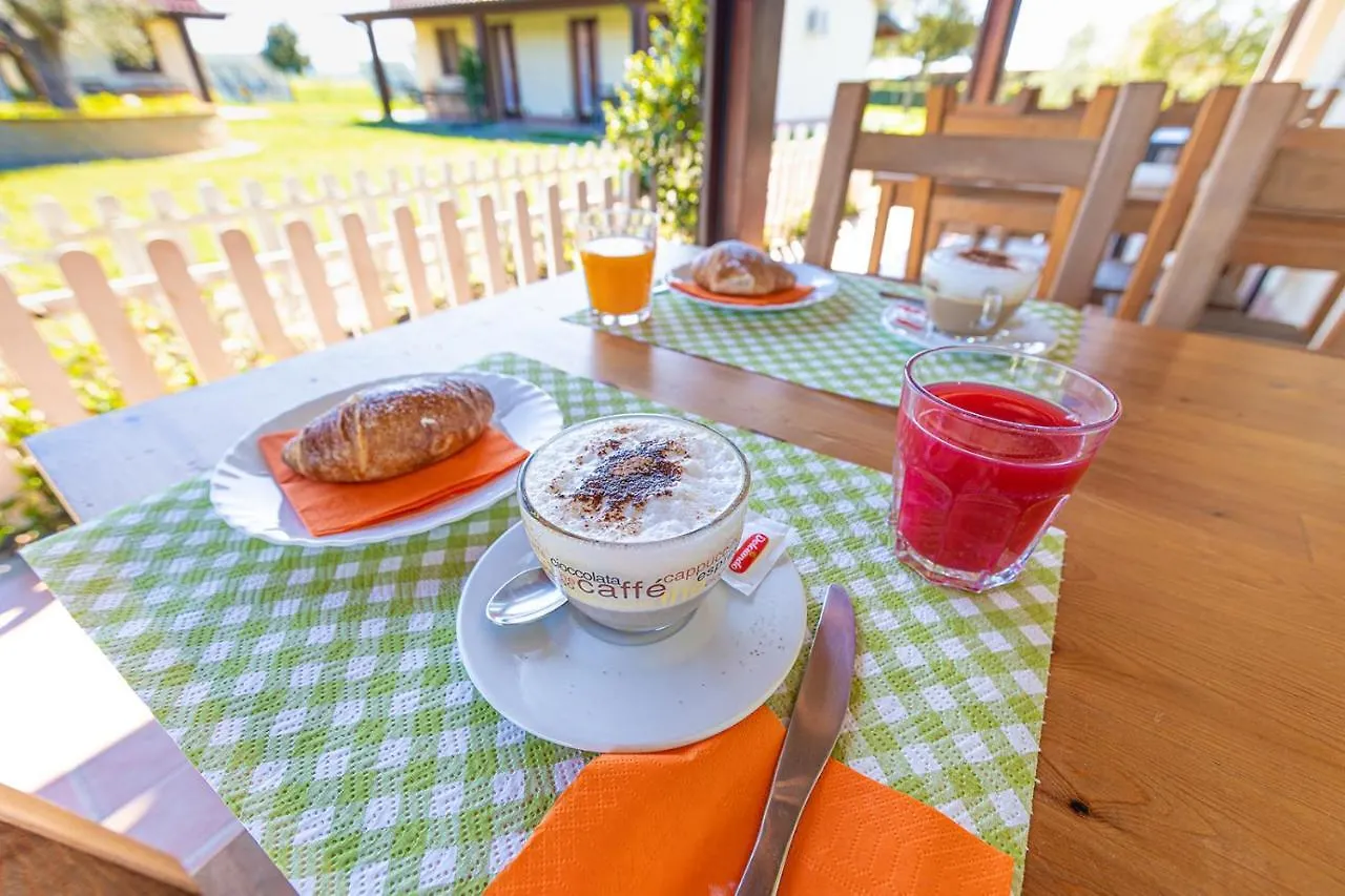Farm stay Agriturismo Gli Etruschi Villa Populonia Italy