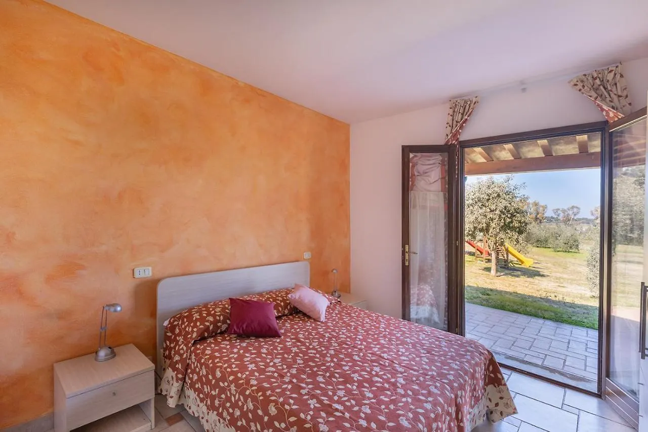 Agriturismo Gli Etruschi Популония Фермерский дом